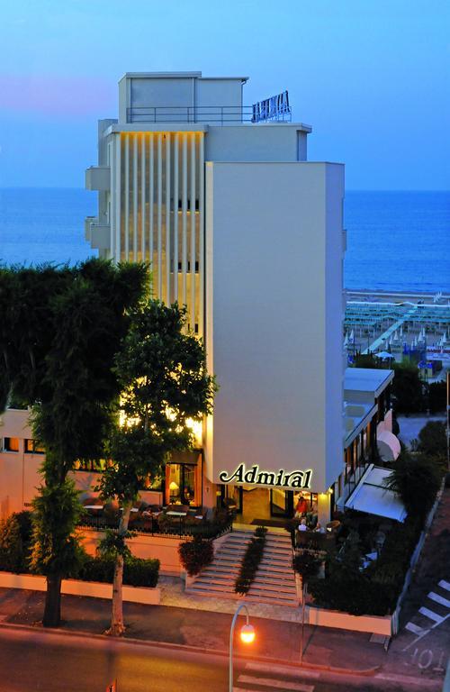Hotel Admiral - On The Beach Riccione Exteriör bild